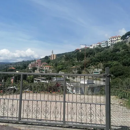 Con Vista Panoramica Prázdninový dům Alassio