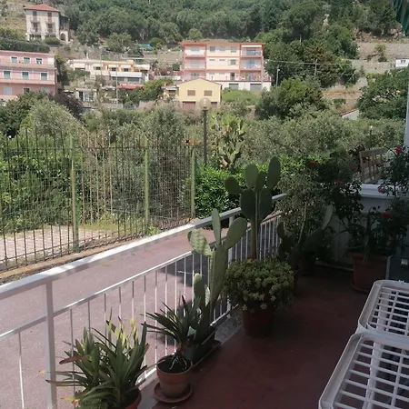 Con Vista Panoramica Prázdninový dům Alassio