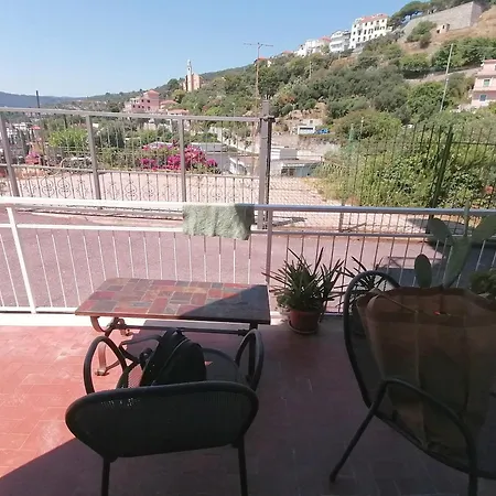 Con Vista Panoramica Prázdninový dům Alassio